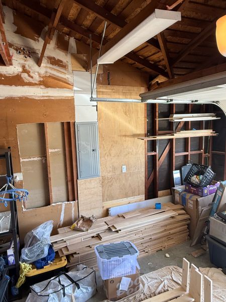 Garage panel before the upgrade β Zion Electric Inc., San Leandro electrician