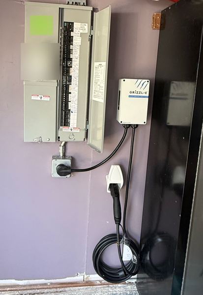 Garage panel with a new Grizzl-E EV charger β Zion Electric Inc., San Leandro electrician